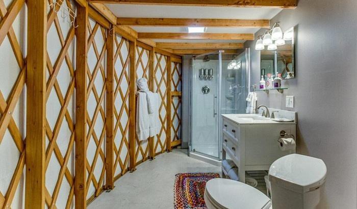 Plum Point Lodge Himrod Bagian luar foto