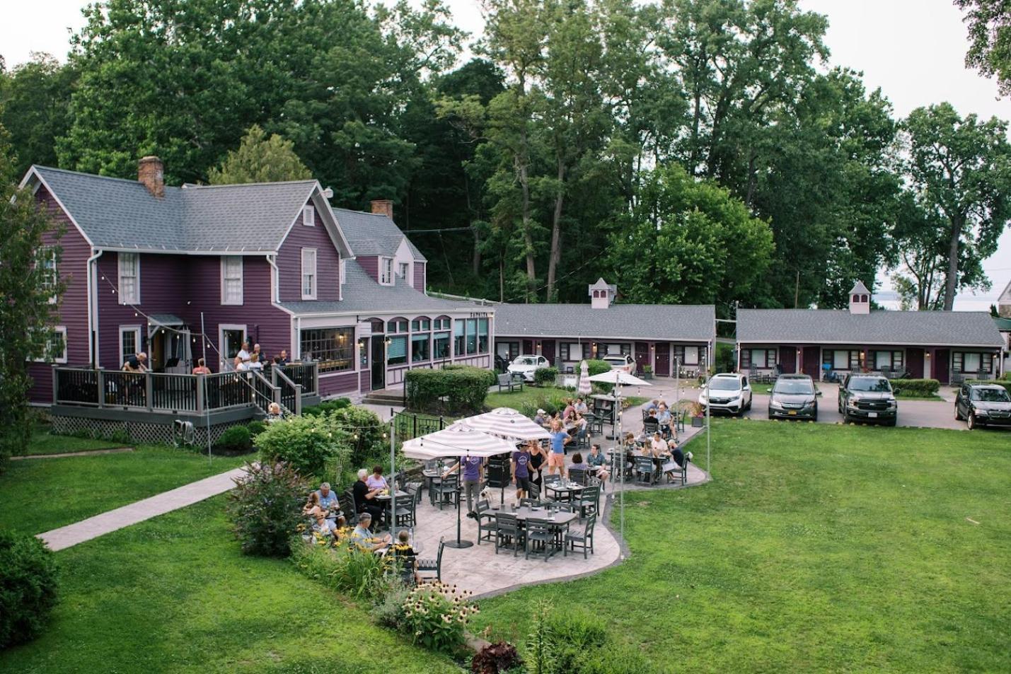 Plum Point Lodge Himrod Bagian luar foto